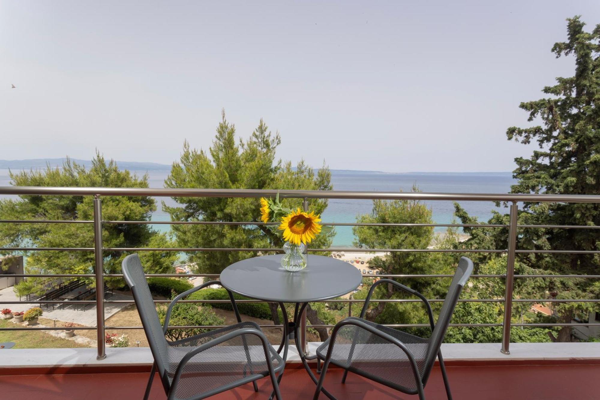 Sea View Apollo Apartments & Studios In Afytos Exteriör bild
